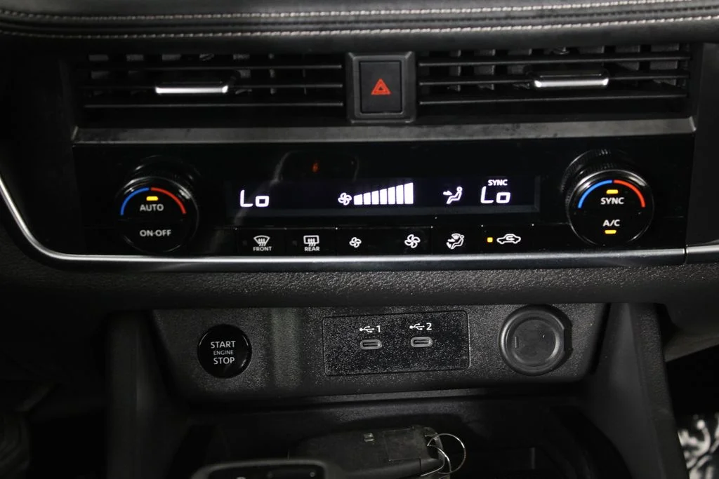 2024 Nissan Rogue SV - Photo 23