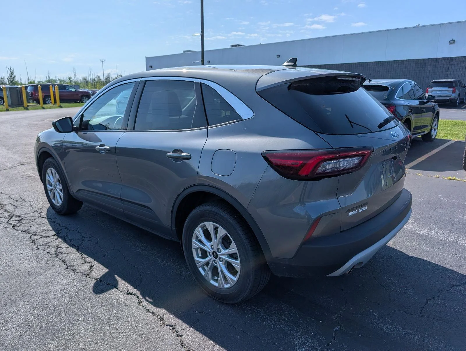 Used 2024  Ford Active image 6