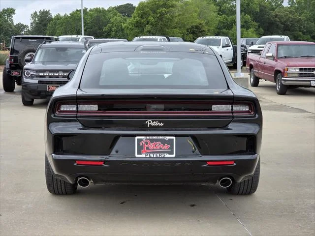 New 2026 Diamond Black Crystal Pearlcoat Dodge R/T image 4