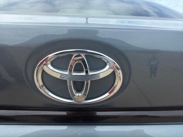 Certified Used 2022 CELESTITE GRAY ME. Toyota  image 11