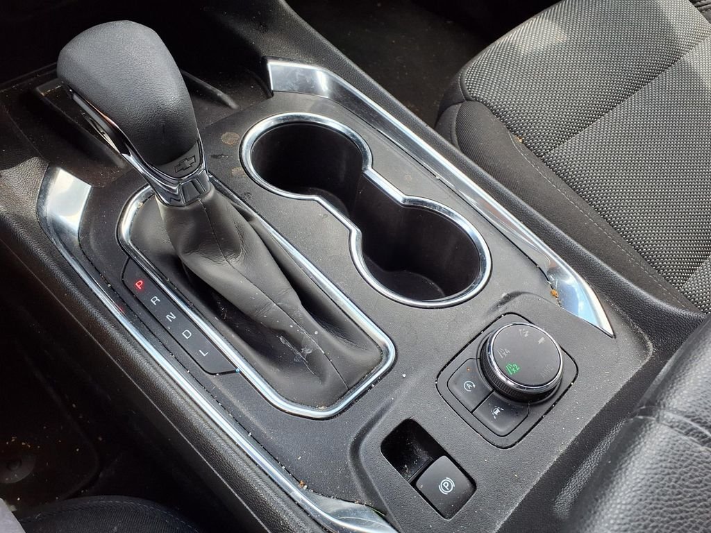 Used 2023 Gray Chevrolet LT image 26