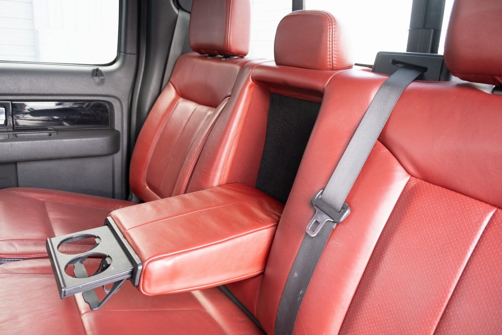 Used 2013  Ford Limited image 20