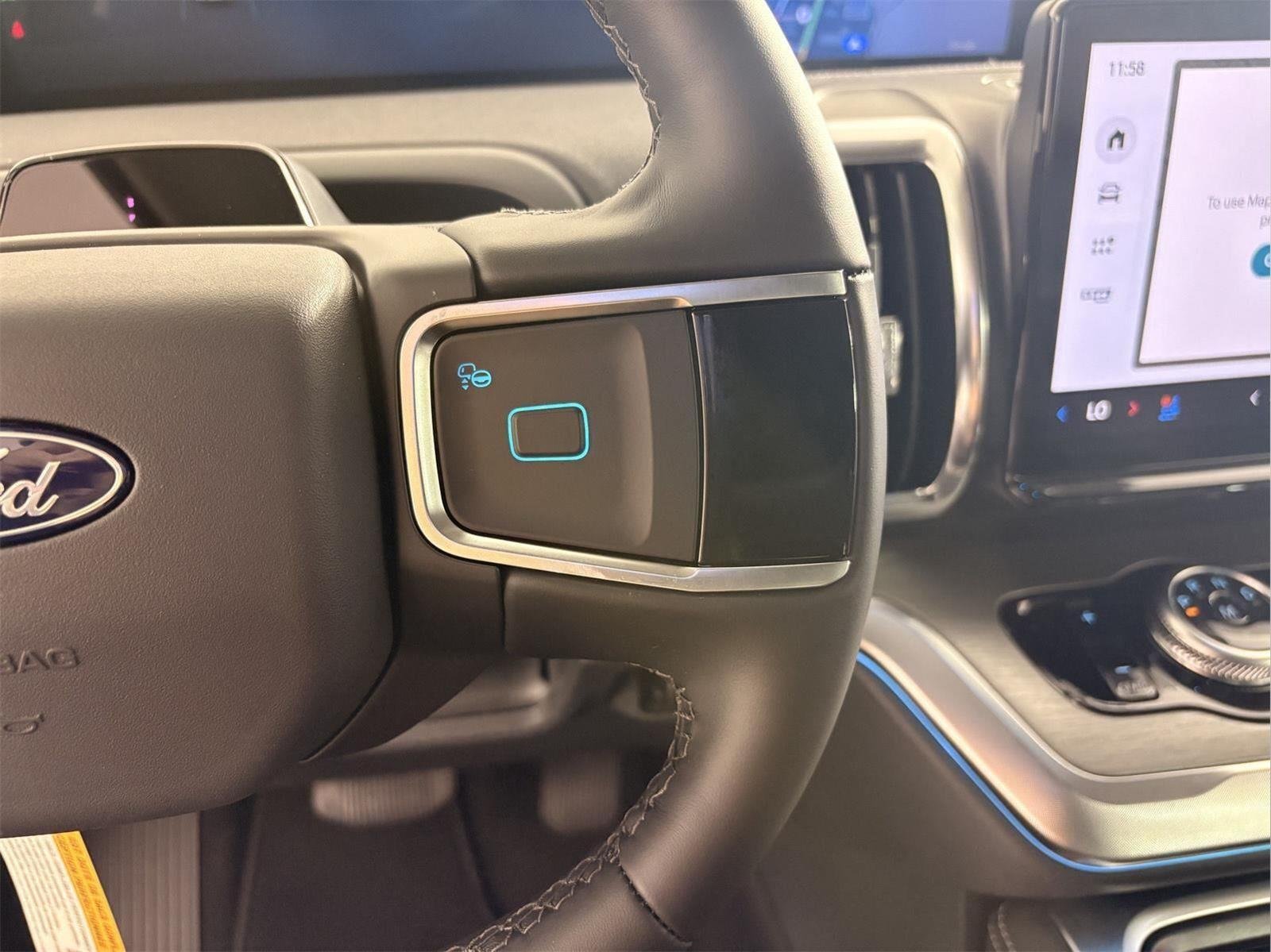 New 2026 Glacier Gray Metallic Tri-Coat Ford Platinum® image 28