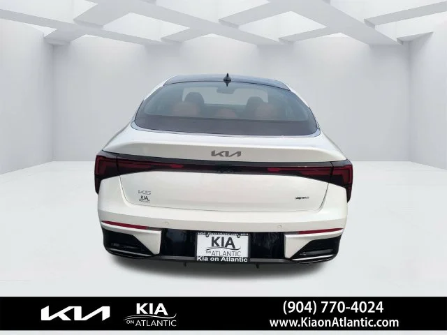 New 2027 Snow White Pearl Kia GT-Line image 5