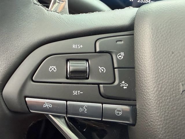 Used 2025 White Cadillac Sport image 29
