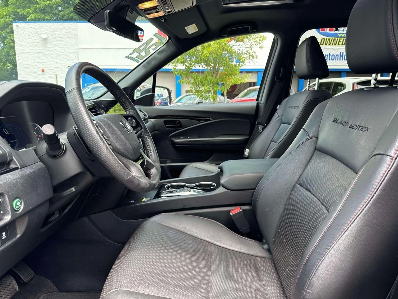 2024 Honda Passport Black Edition - Photo 19