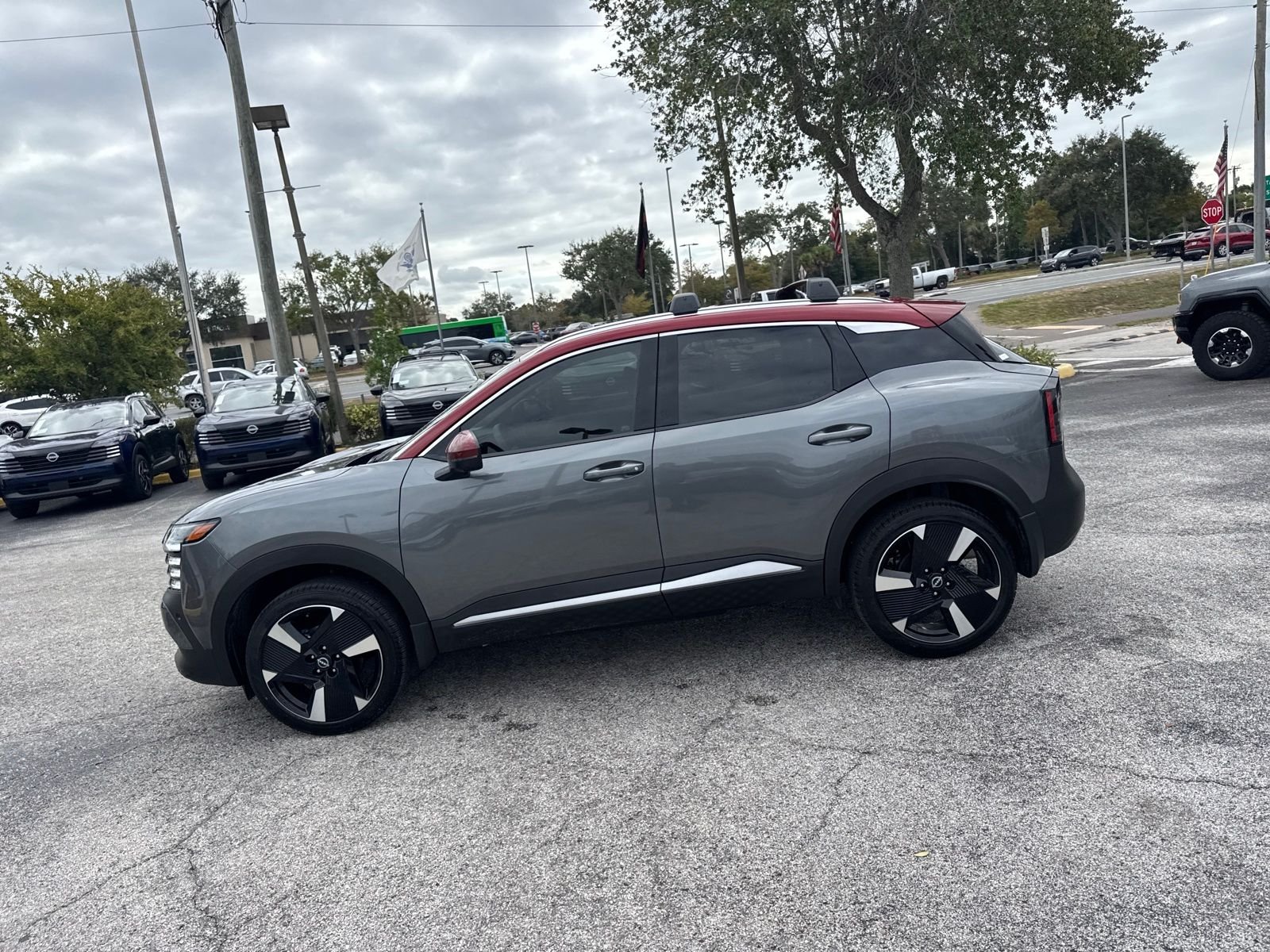 New 2026 Nissan Kicks SR 4D Sport Utility