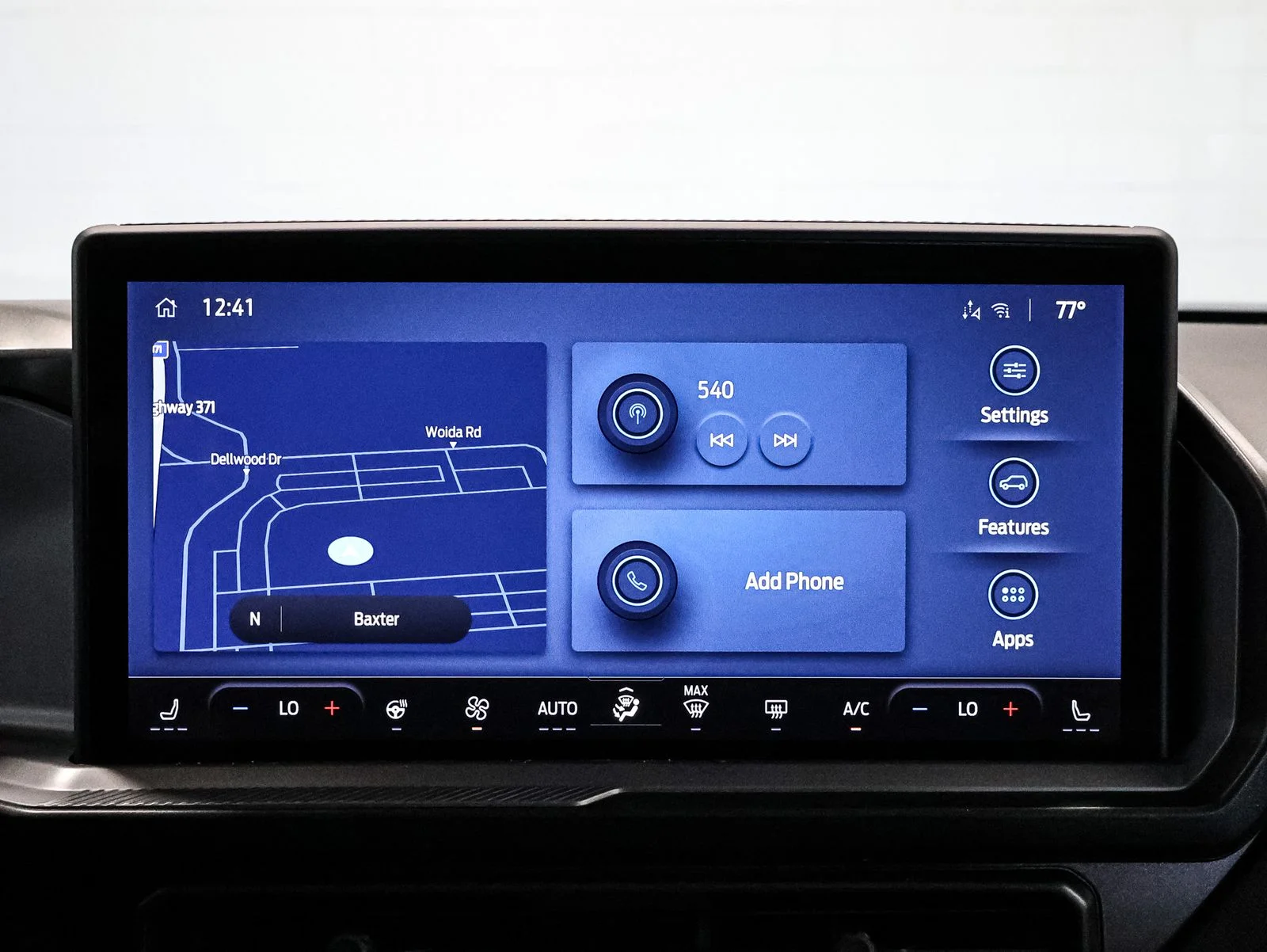 New 2026 Carbonized Gray Metallic Ford Outer Banks® image 27
