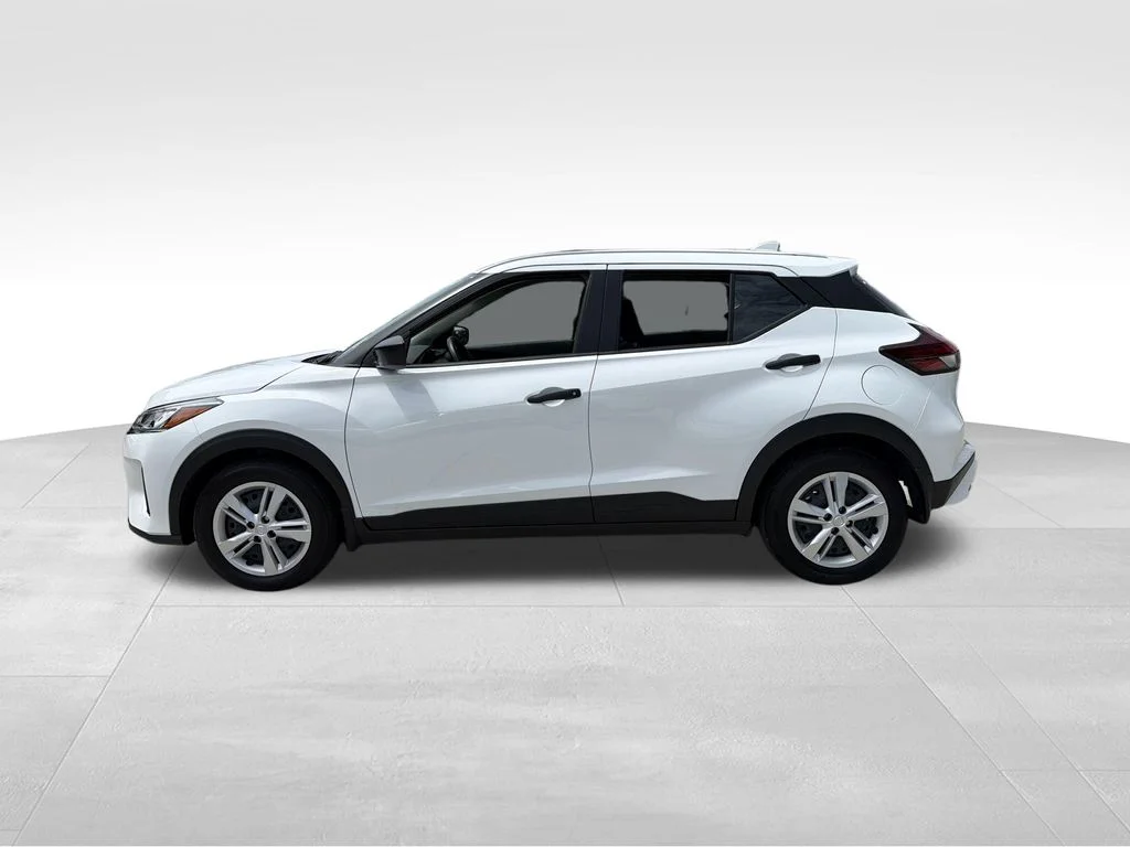 Certified Used 2025 White Nissan S image 4