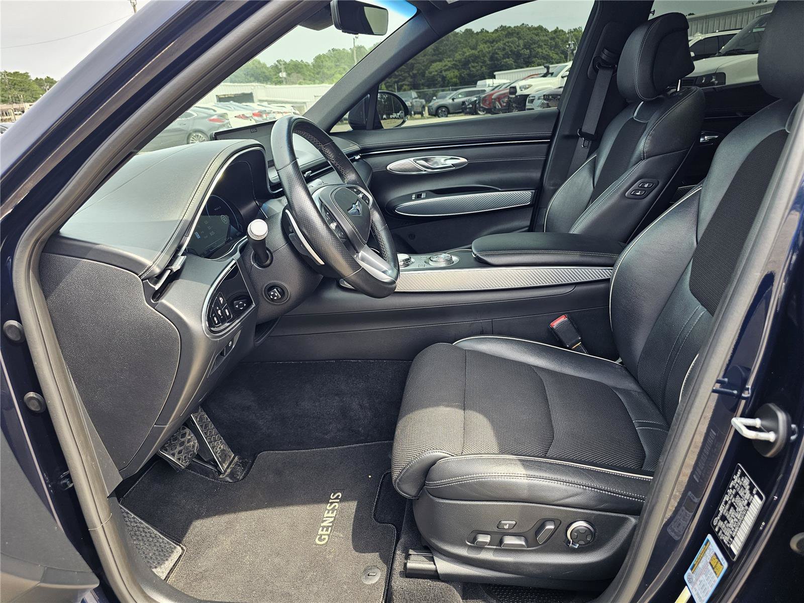 2023 GENESIS GV70 Standard - Photo 16