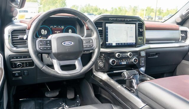 Used 2023 Gray Ford Lariat image 12