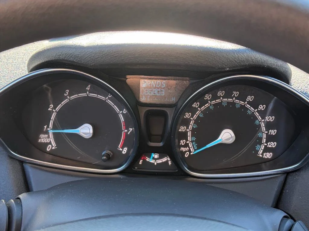 Used 2018 Silver Ford SE image 22
