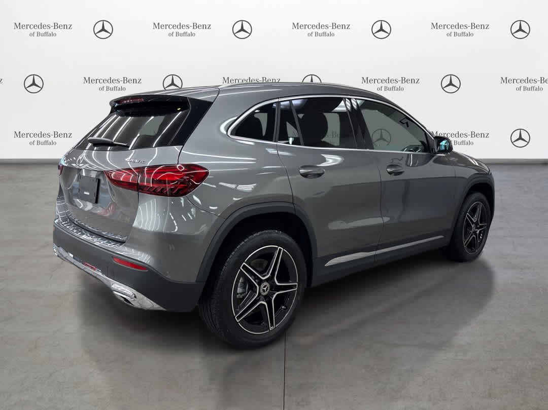 Used 2026 Mountain Grey Metallic Mercedes-Benz GLA 250 image 5