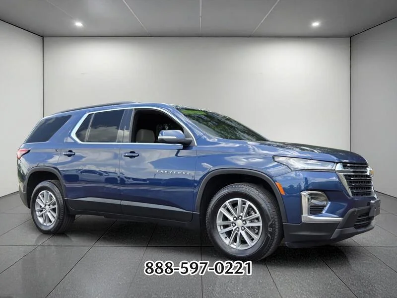 Used 2023 Blue Metallic CHEVROLET LT LEATHER image 7