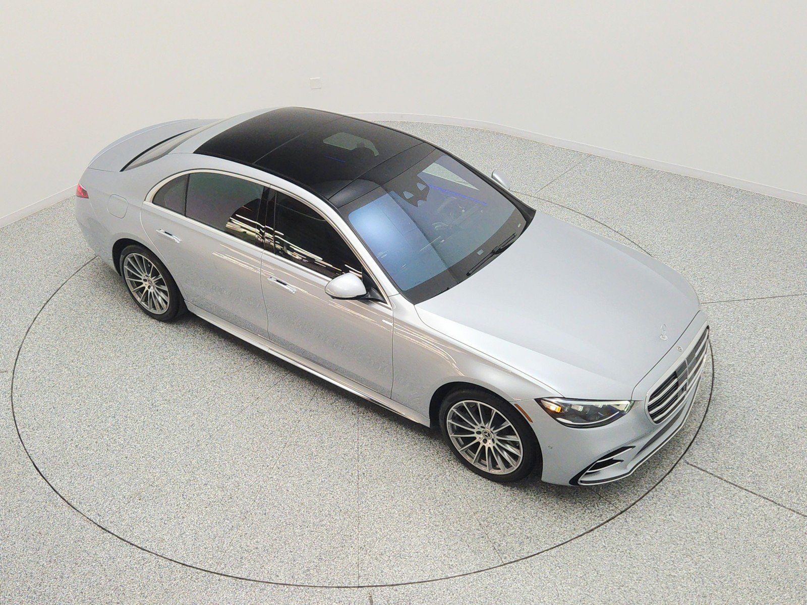 Certified Used 2022 Cirrus Silver Mercedes-Benz S 580 4MATIC® Sedan image 25