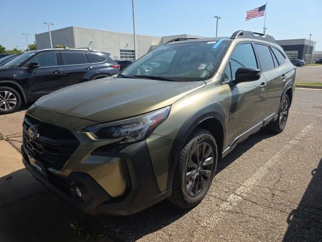 Used 2025 Green Subaru Onyx Edition image 3