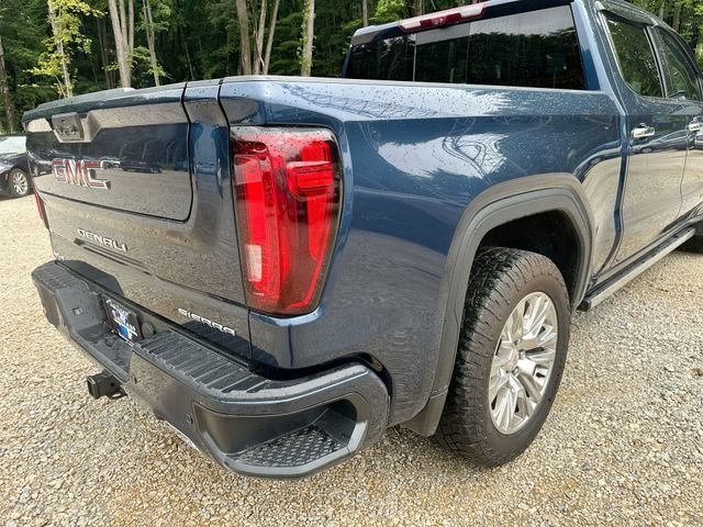 Used 2022 Pacific Blue Metallic GMC Denali image 49
