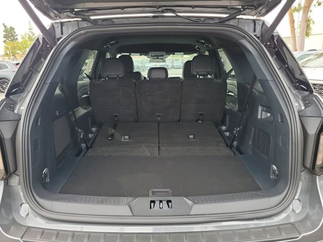 New 2026 Carbonized Gray Metallic Ford ST-Line image 20