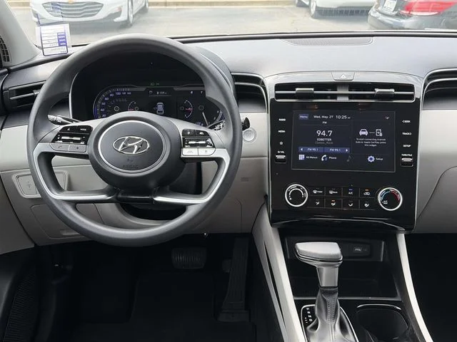 Used 2022 Gray Hyundai SEL image 12