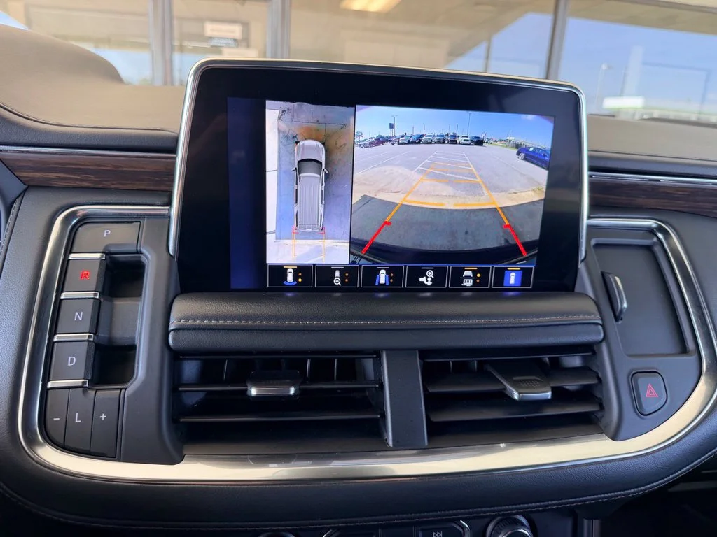 Used 2023 Black Chevrolet High Country image 27