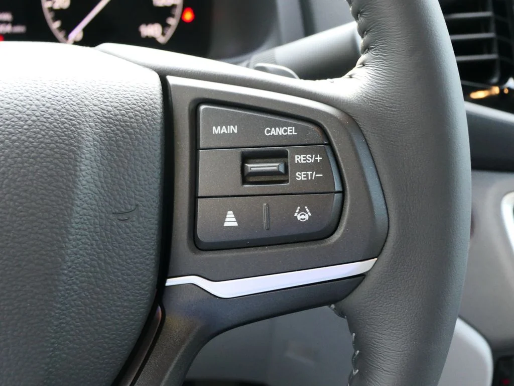 New 2026 Platinum White Pearl Honda RTL image 29