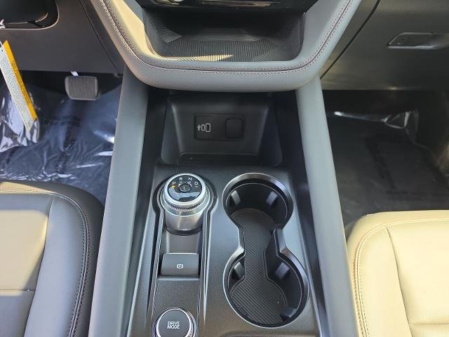 New 2026 Agate Black Metallic Ford Active image 34
