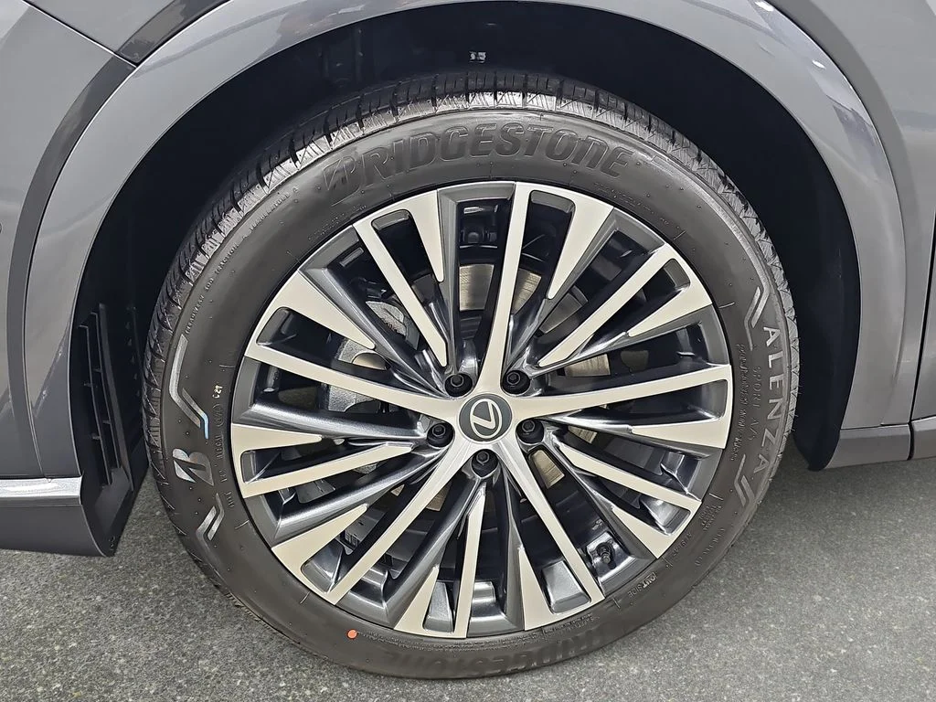 New 2026 Cloudburst Gray Lexus PREMIUM PLUS image 31