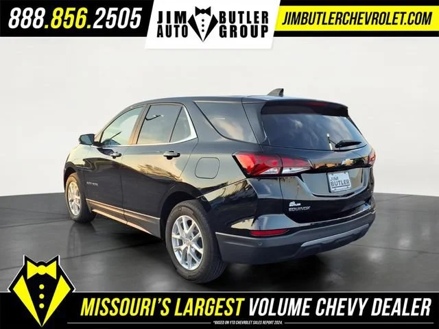 Used 2024 Mosaic Black Metallic Chevrolet LT image 19