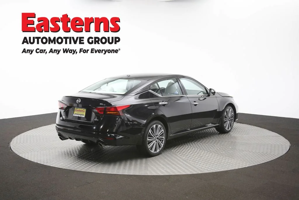 Used 2024 Black Nissan 2.5 SL image 41