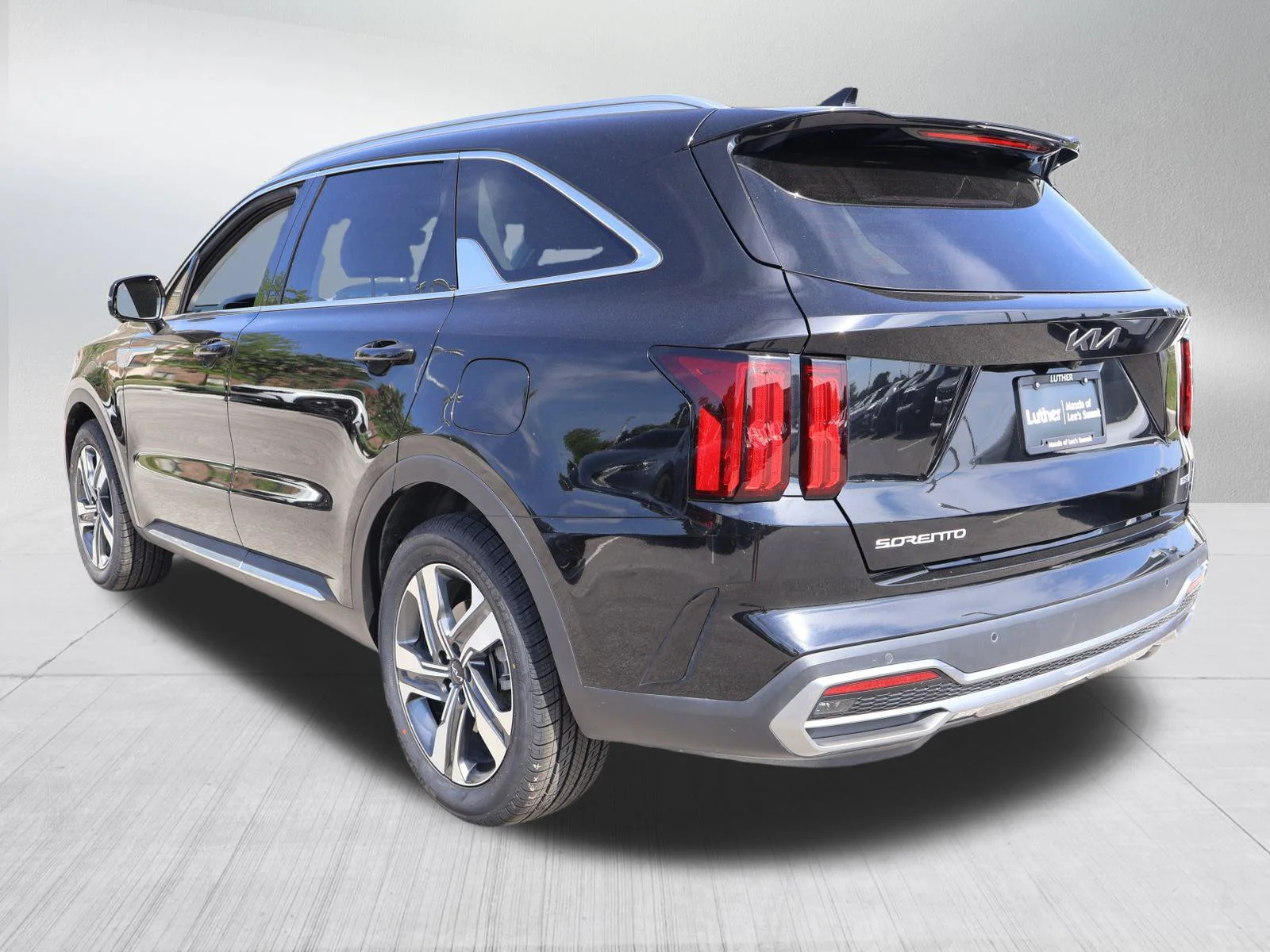 Used 2023 Aurora Black Kia SX Prestige image 5