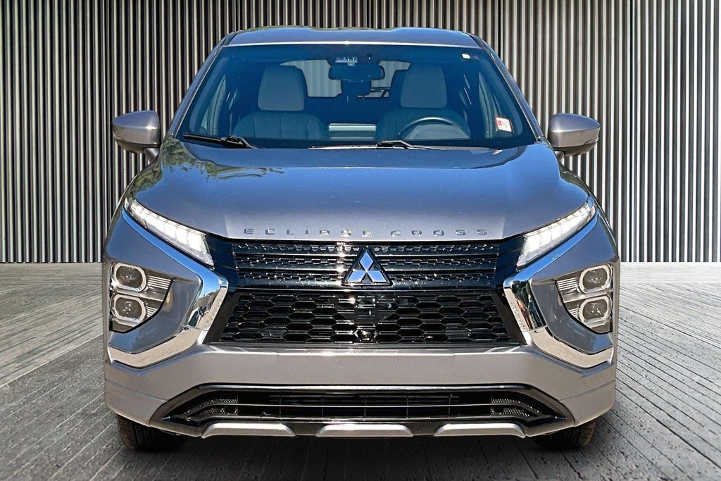 Used 2025 Gray Mitsubishi  image 5