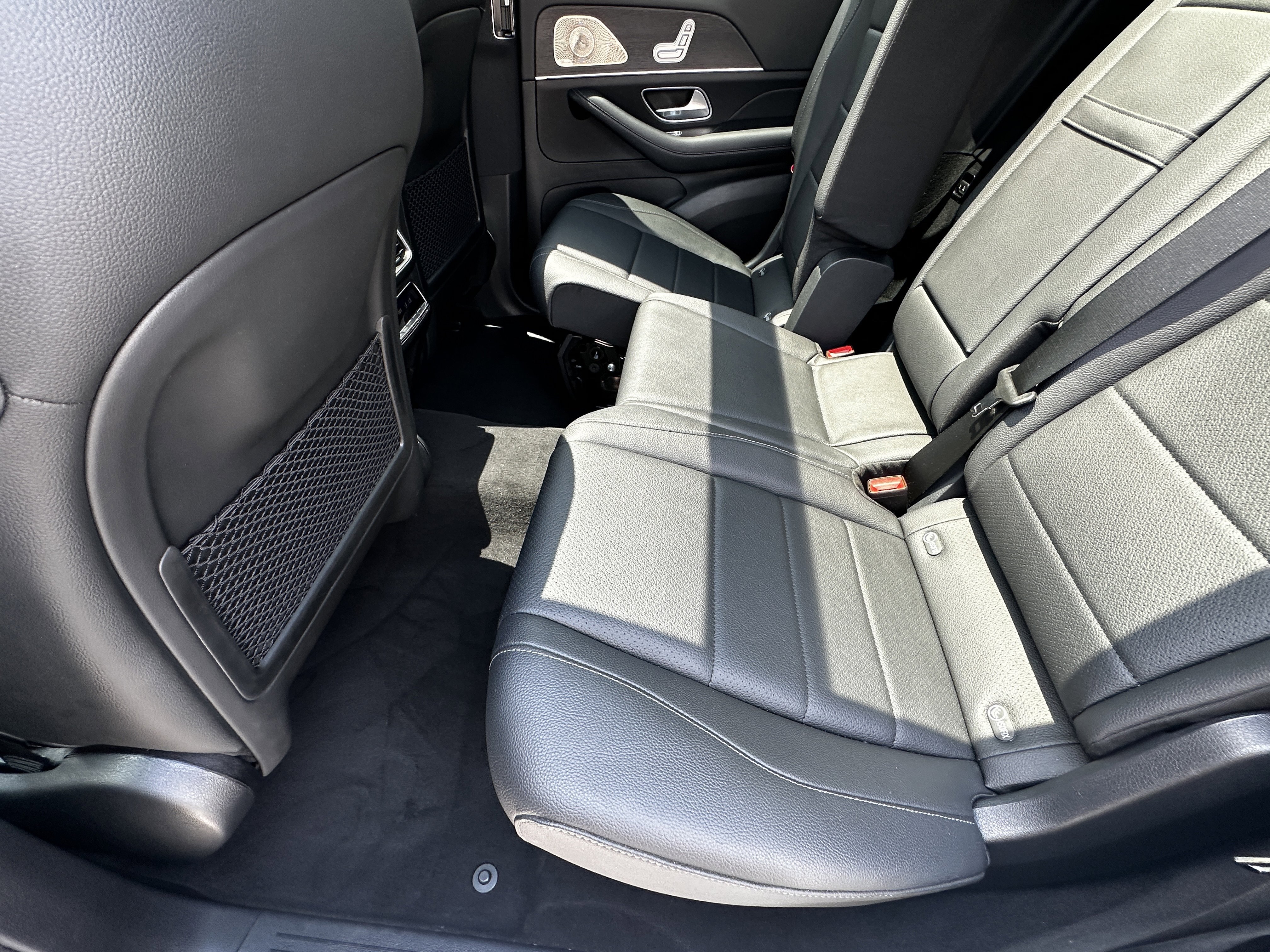 Certified Used 2025 Silver Mercedes-Benz GLS 450 image 25