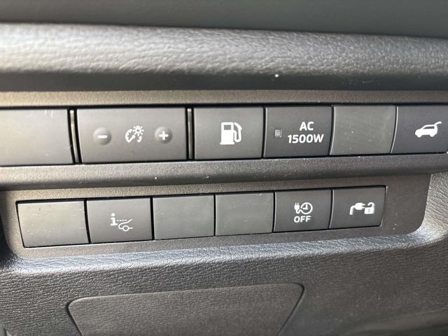 Used 2026 Gray Nissan Platinum image 51