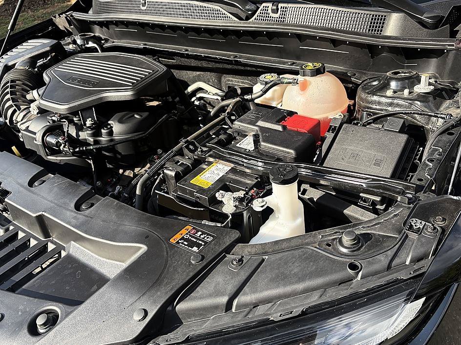 Used 2023 Black Chevrolet RS image 27
