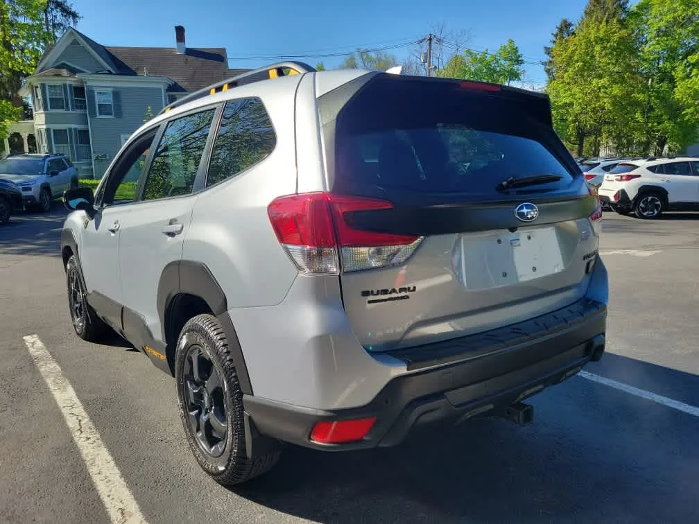 Used 2023 Ice Silver Metallic Subaru Wilderness image 5
