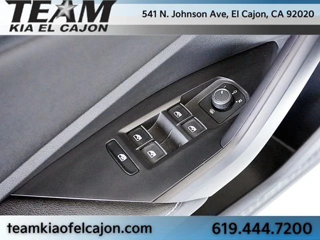Used 2024 White Volkswagen 1.5T Sport image 22