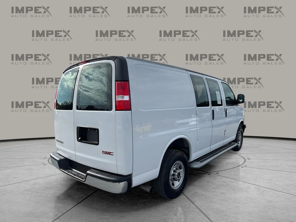 Used 2023 White GMC Work Van image 5