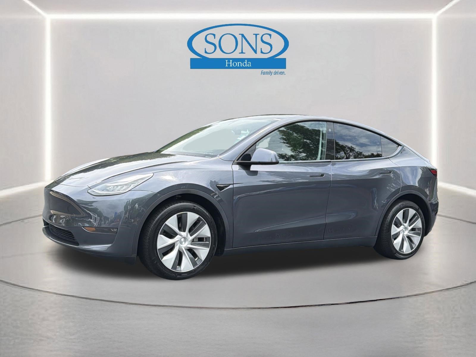 Used 2021 Gray Tesla Long Range image 19