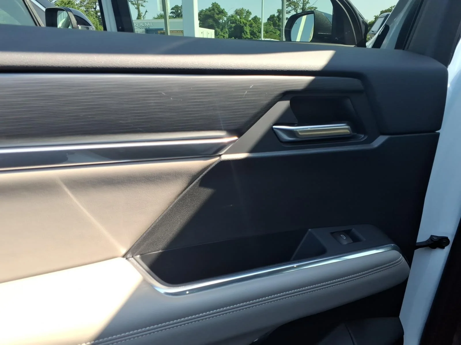 2026 GMC Acadia Elevation - Photo 6