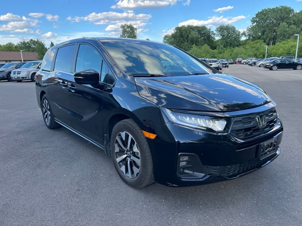 Used 2025 Crystal Black Pearl Honda EX-L image 1