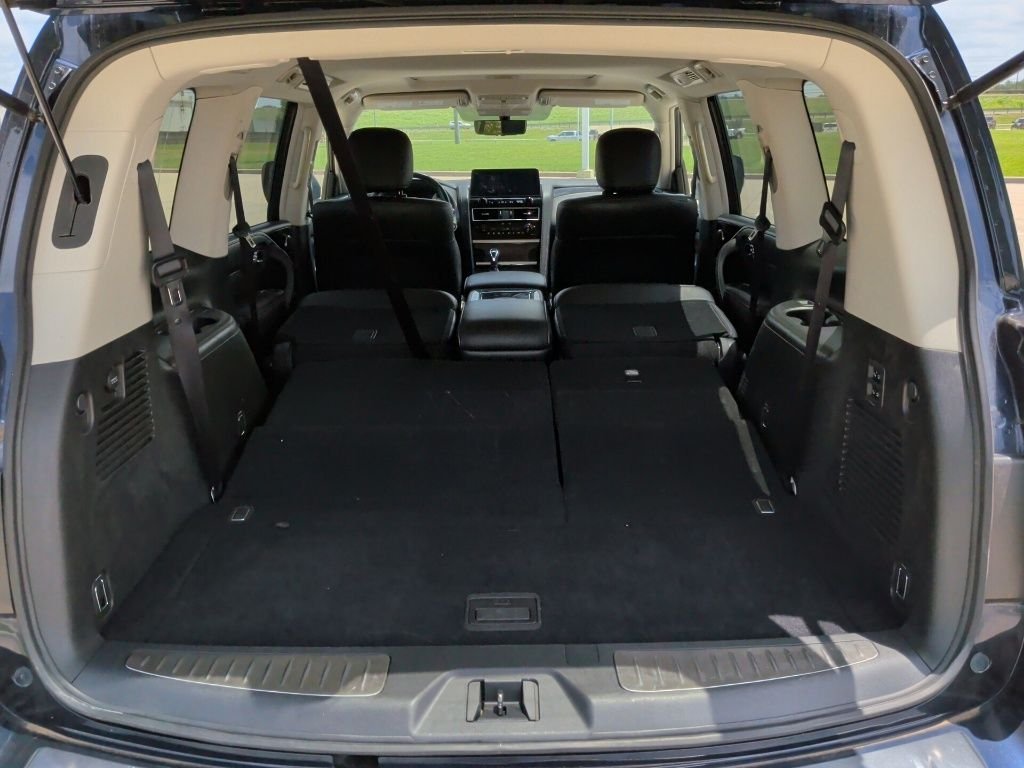 Used 2024 Blue INFINITI LUXE image 47