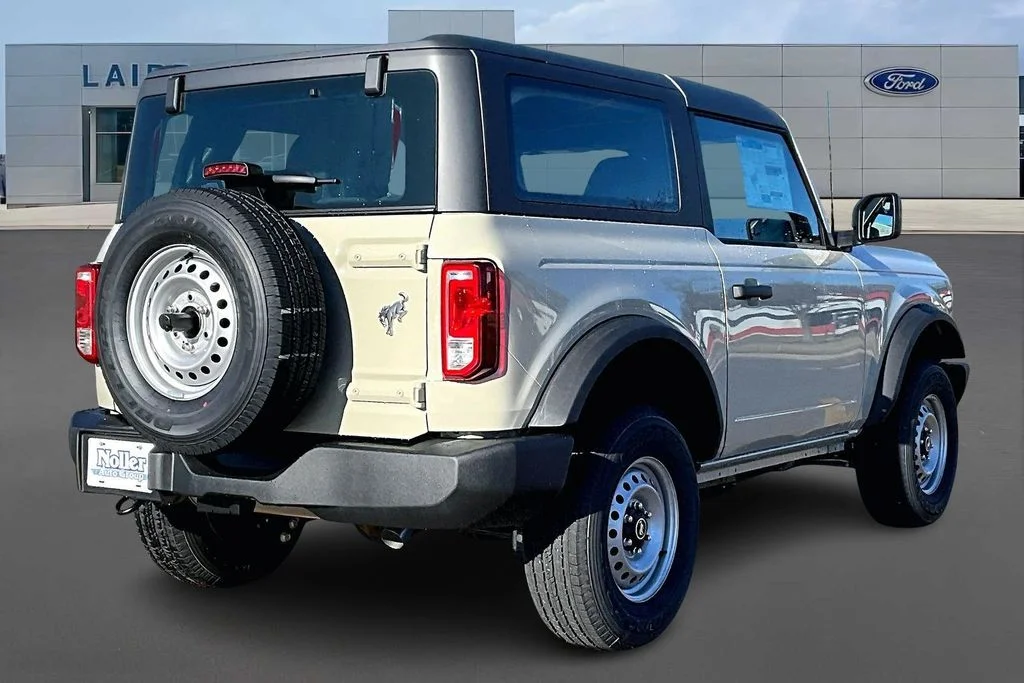New 2025 Beige Ford Base image 5