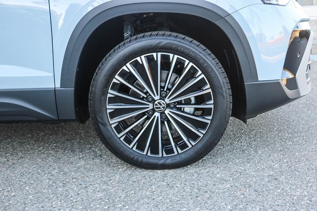 New 2026 Gray Volkswagen 1.5T SE image 11