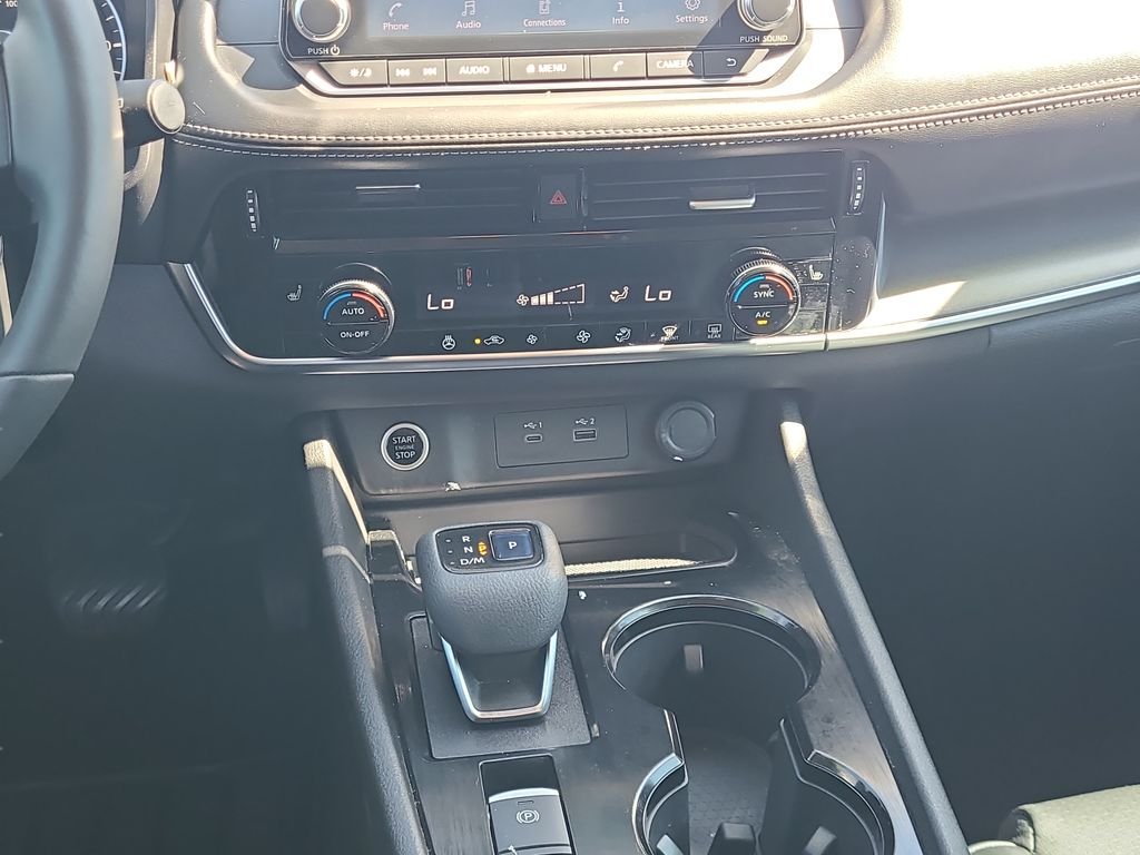 Used 2021 Black Nissan SV image 15