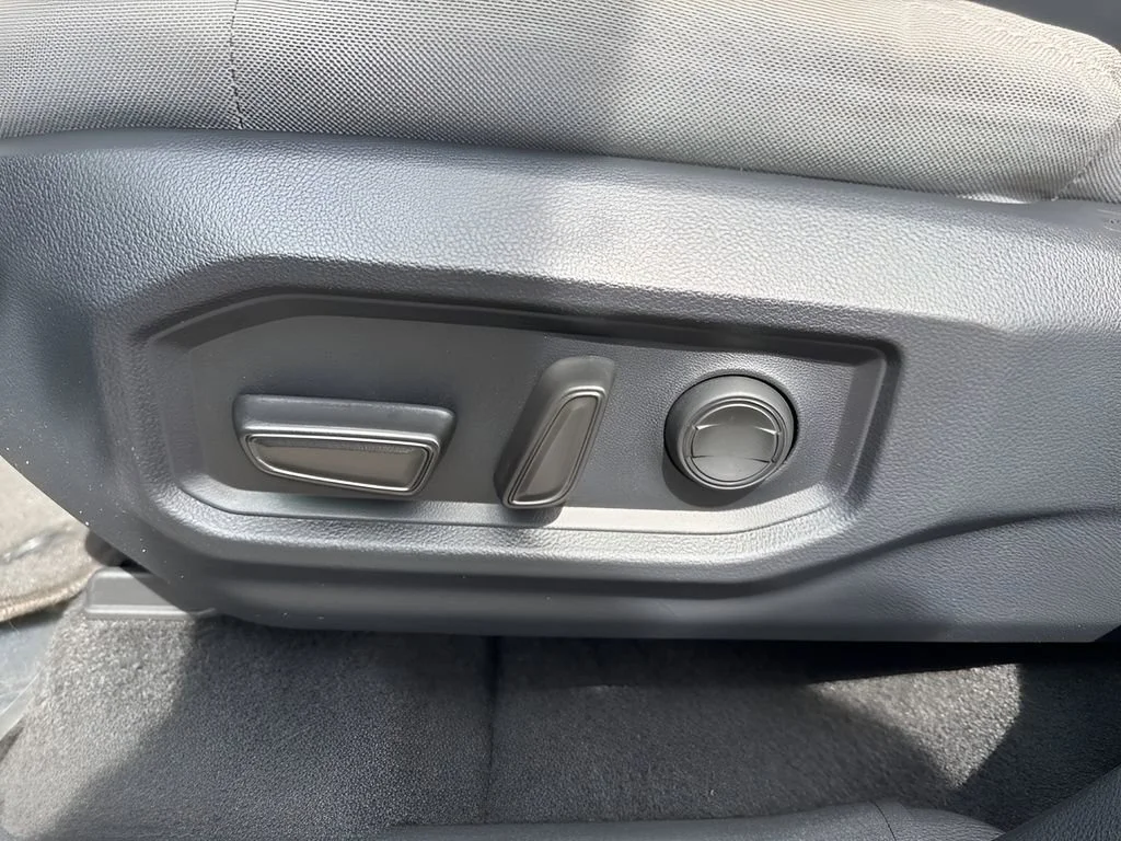 Used 2025 Magnetic Gray Toyota SR image 10