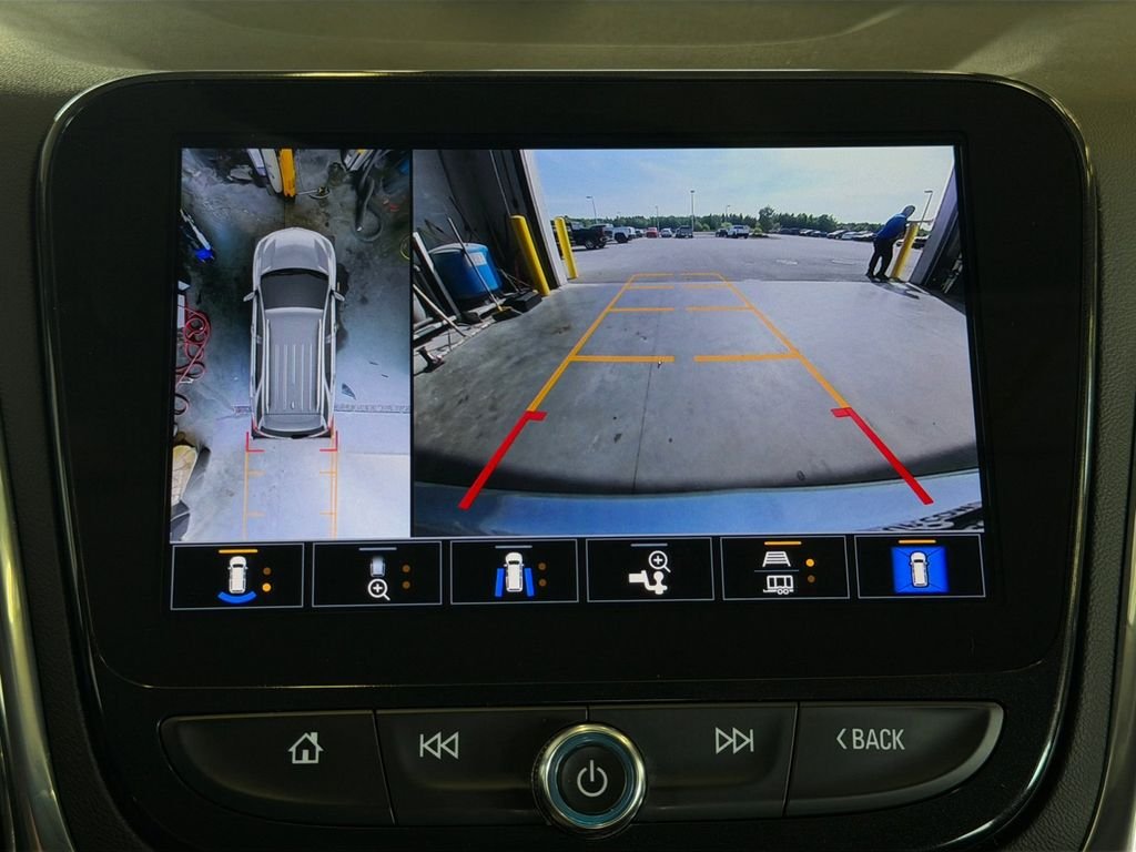 Used 2023 Gray Chevrolet Premier image 21