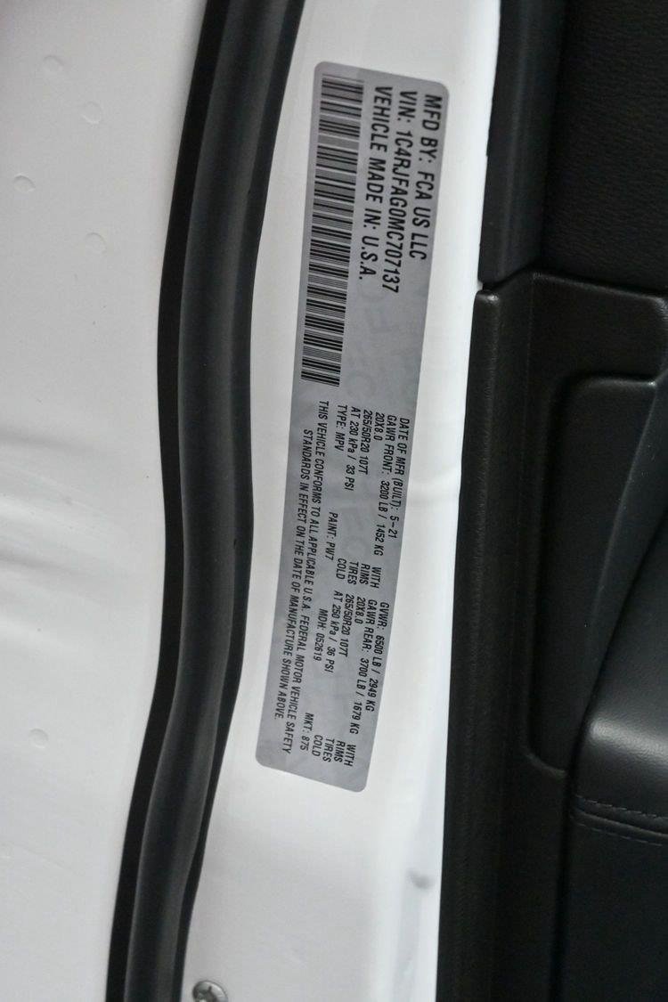 Used 2021 Bright White Clearcoat Jeep Laredo X image 40