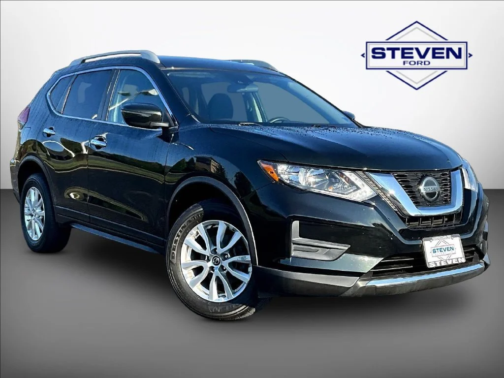 Used 2020 Midnight Pine Metallic Nissan SV image 1