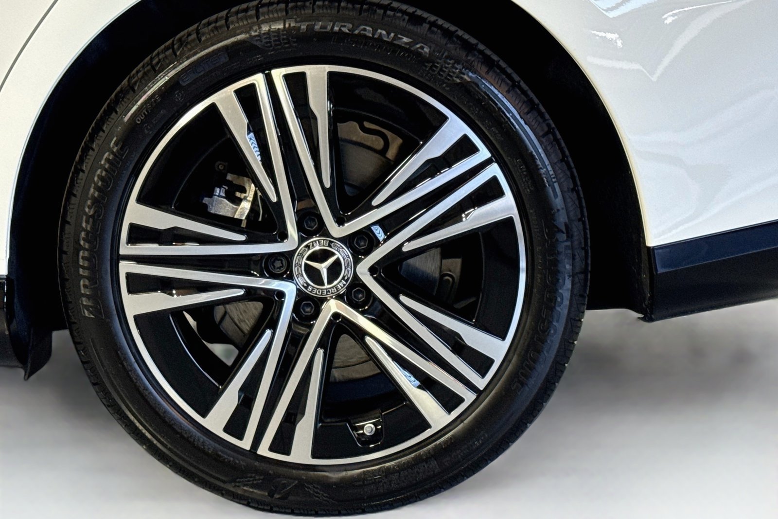 New 2027 Polar White Mercedes-Benz CLA 220 Hybrid image 28