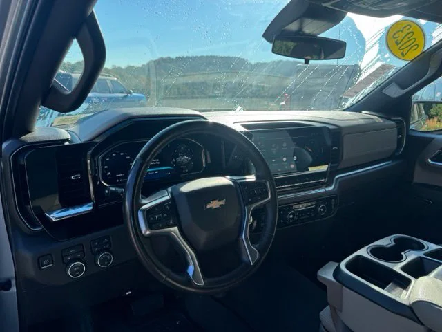 Used 2023 Gray Chevrolet LT image 24
